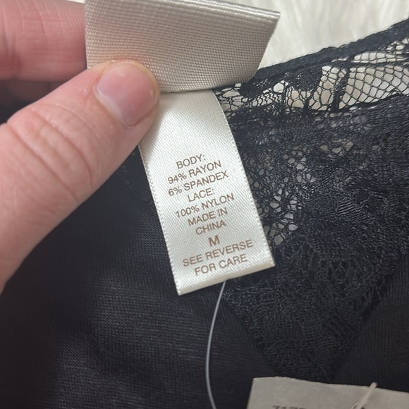 NWT Daytrip From Buckle Black Scoop Neck Lace Tank - Picture 6 of 12